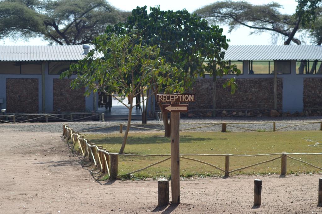 Mwandi View Hotel Kavimba Exterior photo